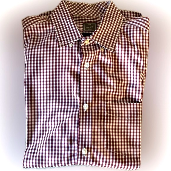 GAP Other - GAP | Men's Gingham bell burgundy buttoned down non-iron checkered Shirt
